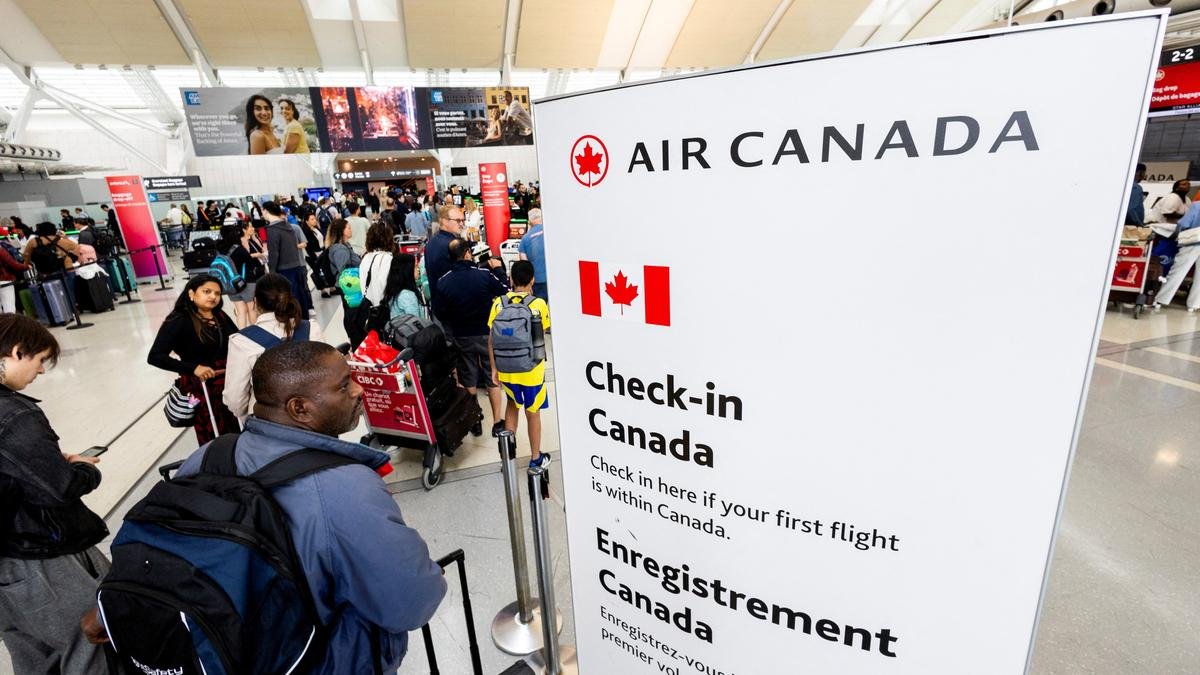 Air Canada to resume service as flight attendants’ union ends strike