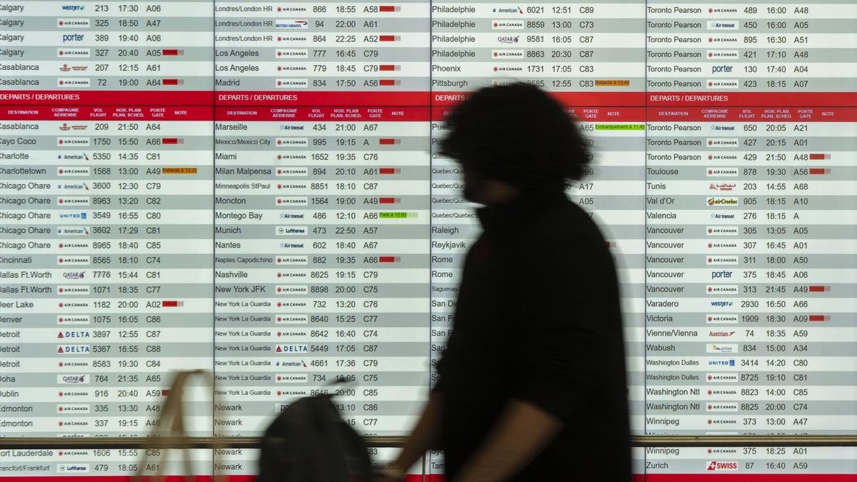 Deadline looms to avert Air Canada strike