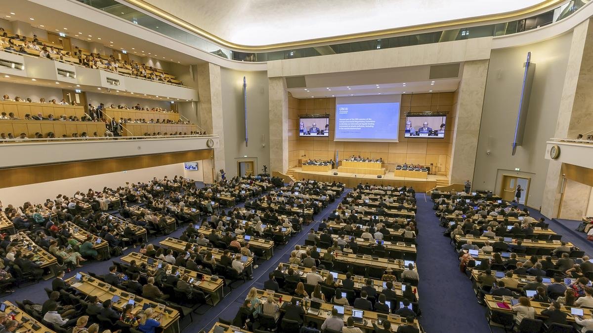 Halfway into talks for global plastics treaty, consensus remains elusive