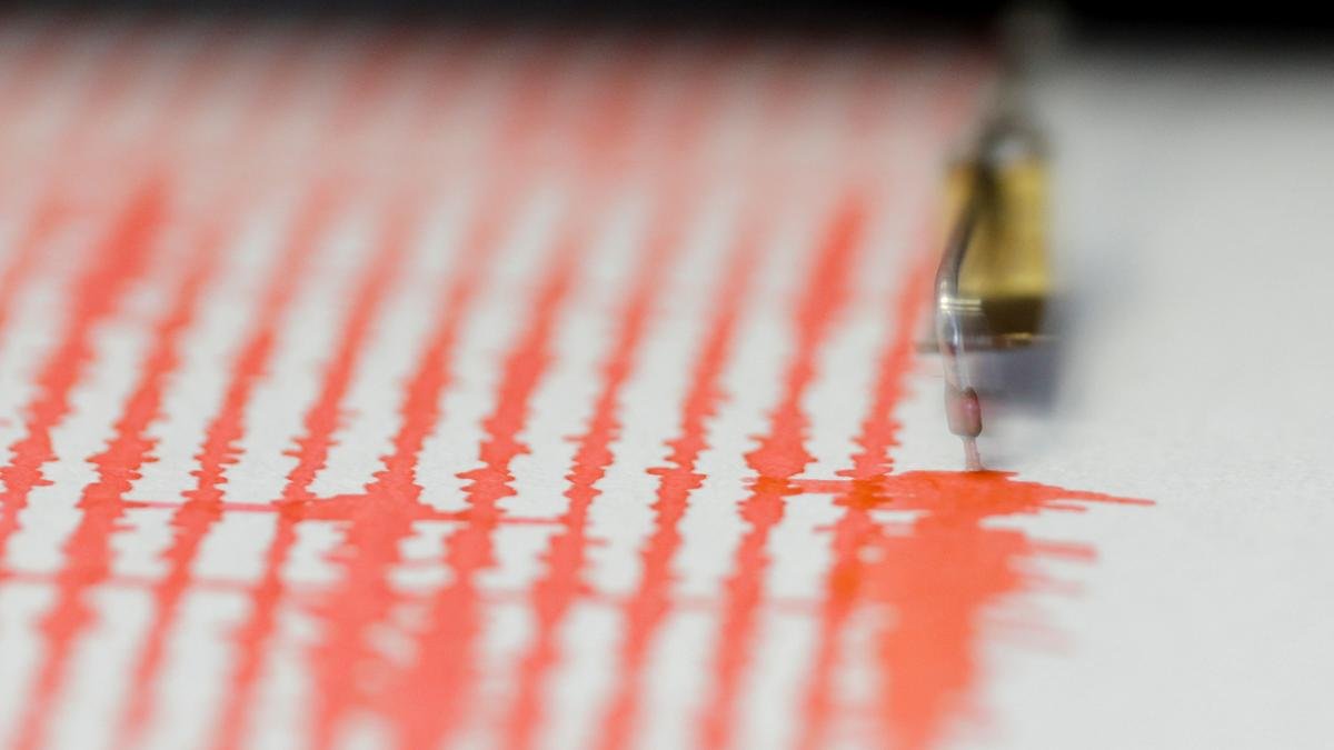 Magnitude 5.8 earthquake hits Indonesia; at least 29 people injured