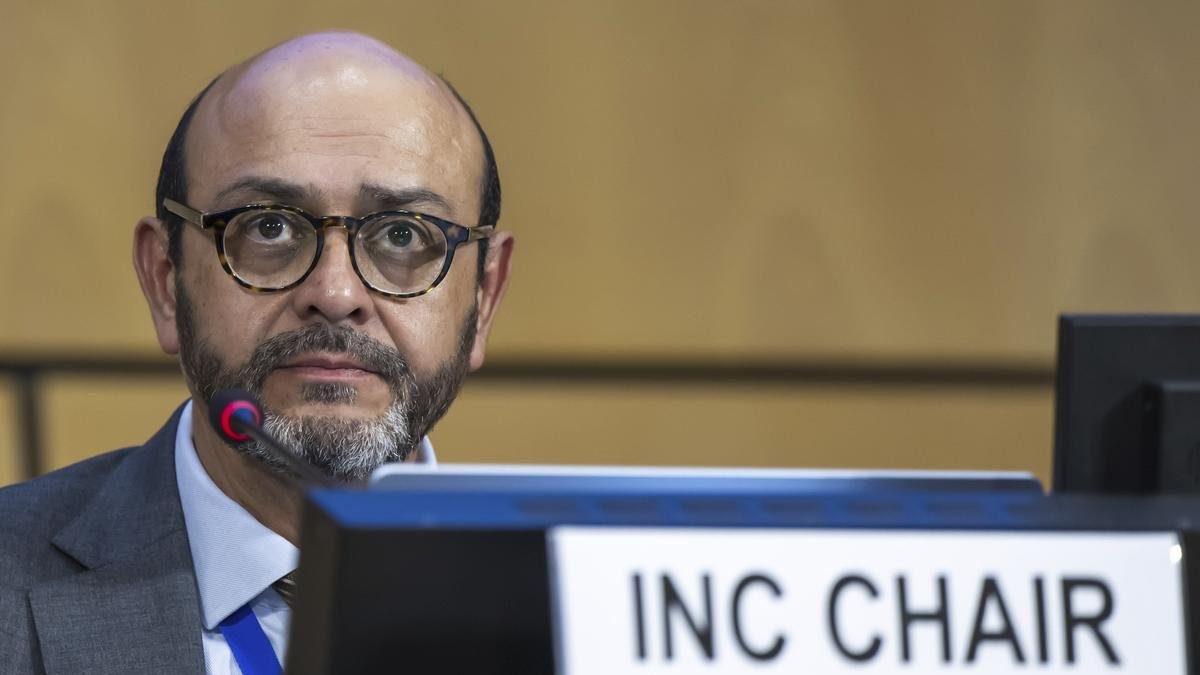 Plastic pollution treaty talks end without deal