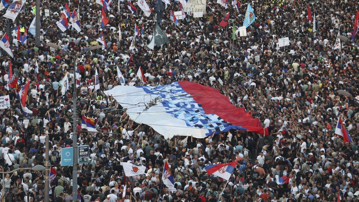 Serbia anti-government Protest: Clashes erupt, dozens injured