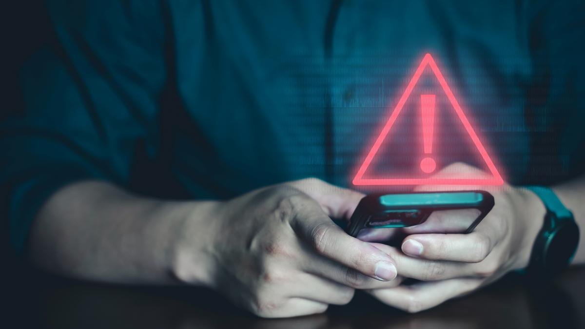 Don't panic: U.K. phones to sound at once in emergency drill