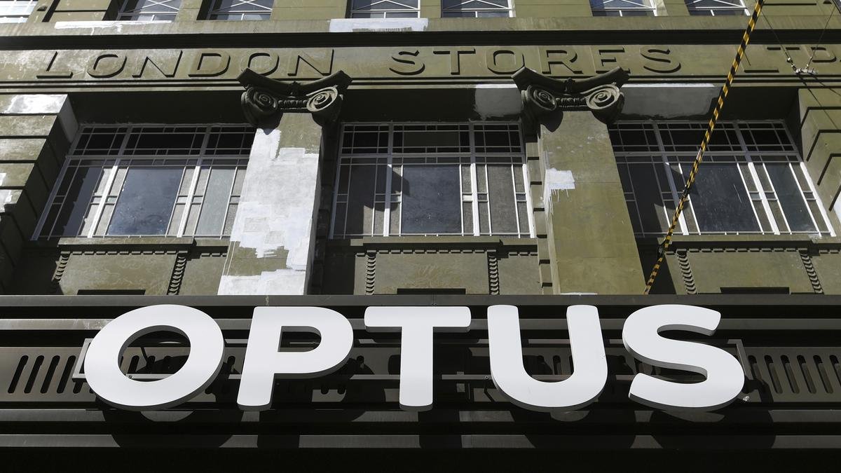Optus outage in Australia prompts telecom overhaul after emergency call failure linked to four deaths