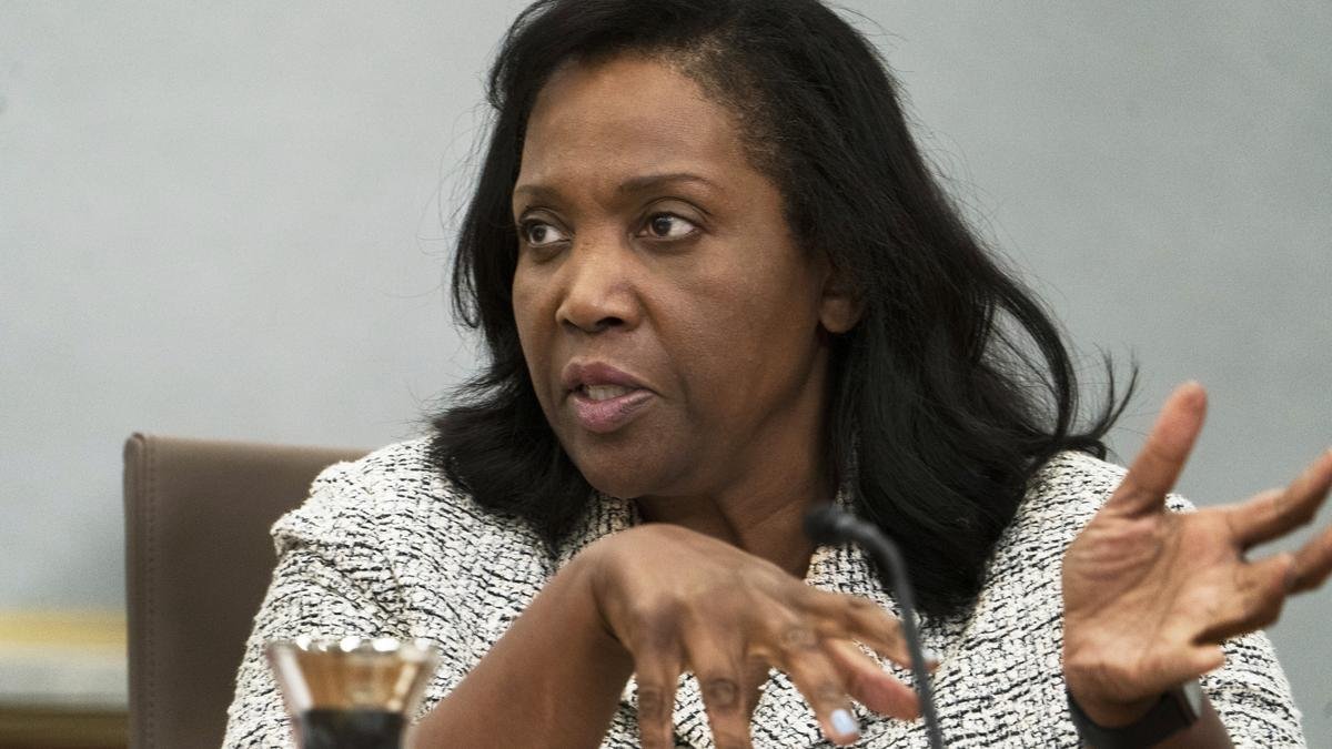 U.S. judge blocks Trump from removing Fed Governor Lisa Cook, for now