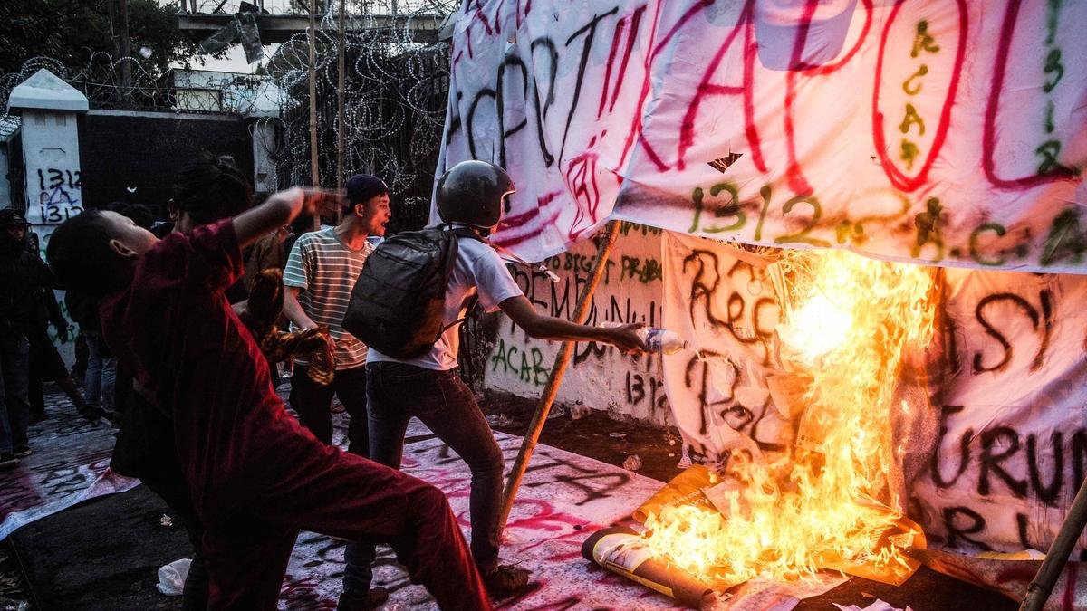 Why was Indonesia rocked by protests? | Explained
